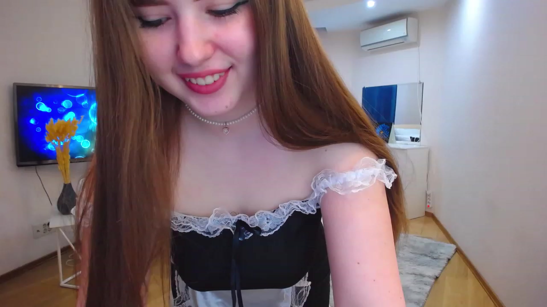 Gallery image thumbnail from AdmireMyEyes's myfreecams stream on, 05/19/2023, 07:12 image 8 of 20