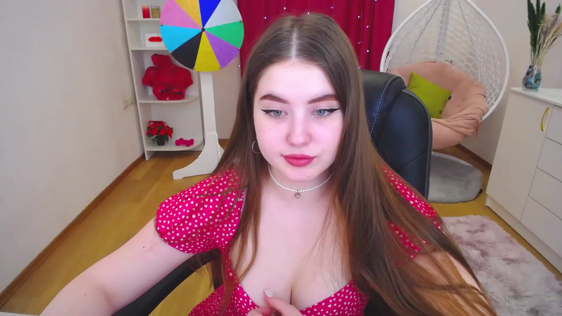 Gallery image thumbnail from AdmireMyEyes's myfreecams stream on, 05/22/2023, 09:46 image 17 of 20