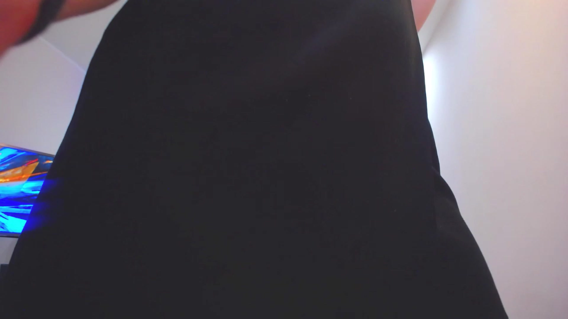 Gallery image thumbnail from AdmireMyEyes's myfreecams stream on, 05/25/2023, 07:45 image 12 of 20