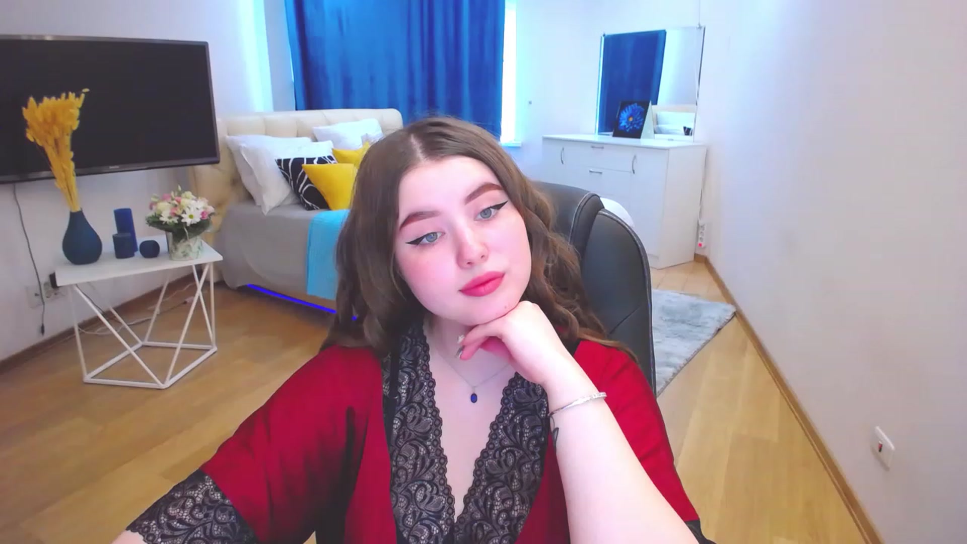 Gallery image thumbnail from AdmireMyEyes's myfreecams stream on, 05/30/2023, 13:29 image 2 of 20