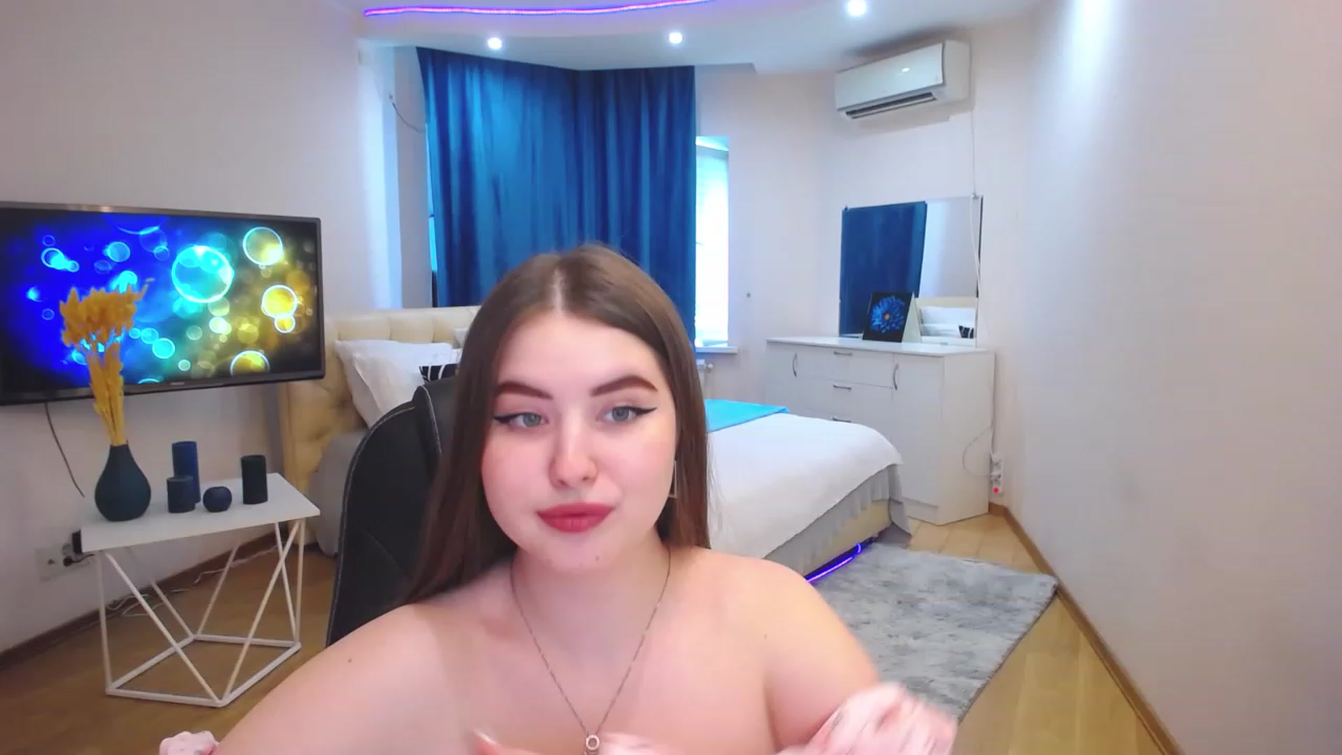 Gallery image thumbnail from AdmireMyEyes's myfreecams stream on, 06/04/2023, 09:49 image 17 of 20