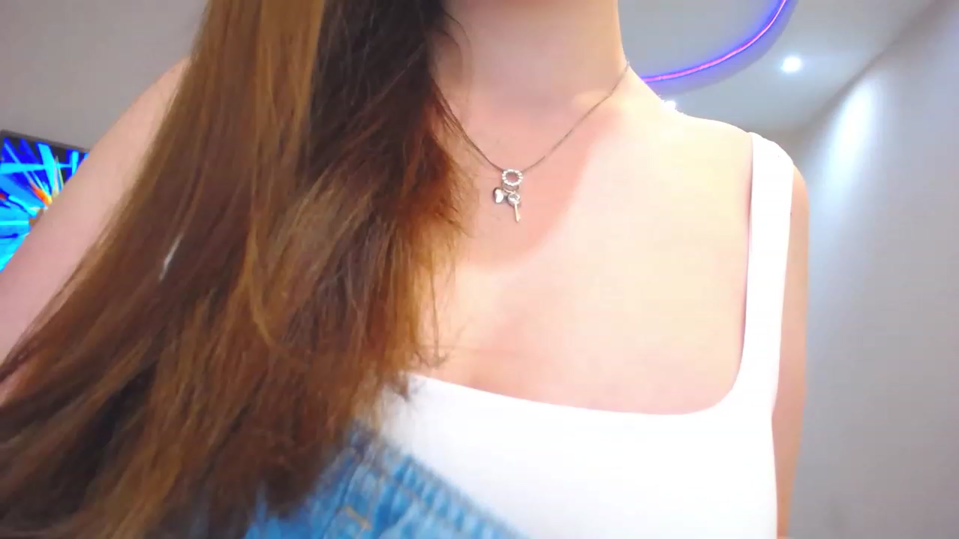 Gallery image thumbnail from AdmireMyEyes's myfreecams stream on, 06/05/2023, 08:36 image 8 of 20