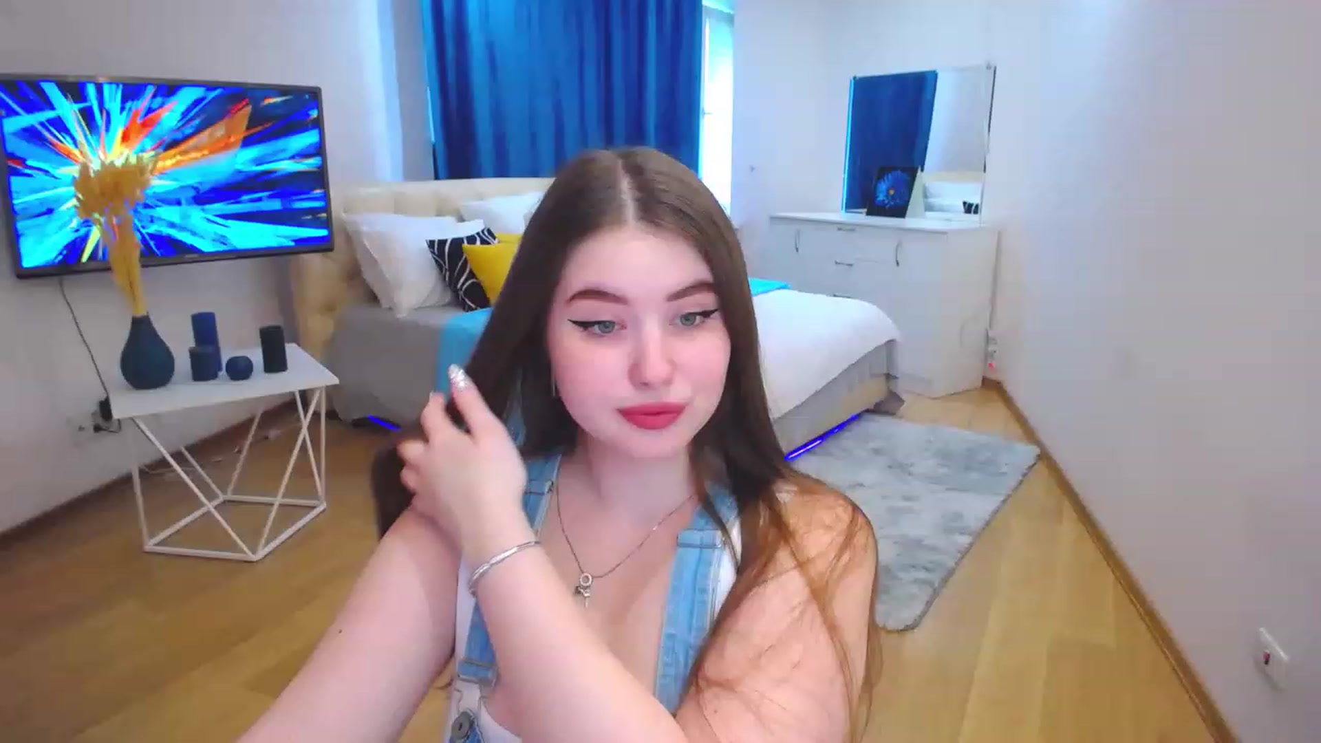 Gallery image thumbnail from AdmireMyEyes's myfreecams stream on, 06/05/2023, 08:36 image 20 of 20