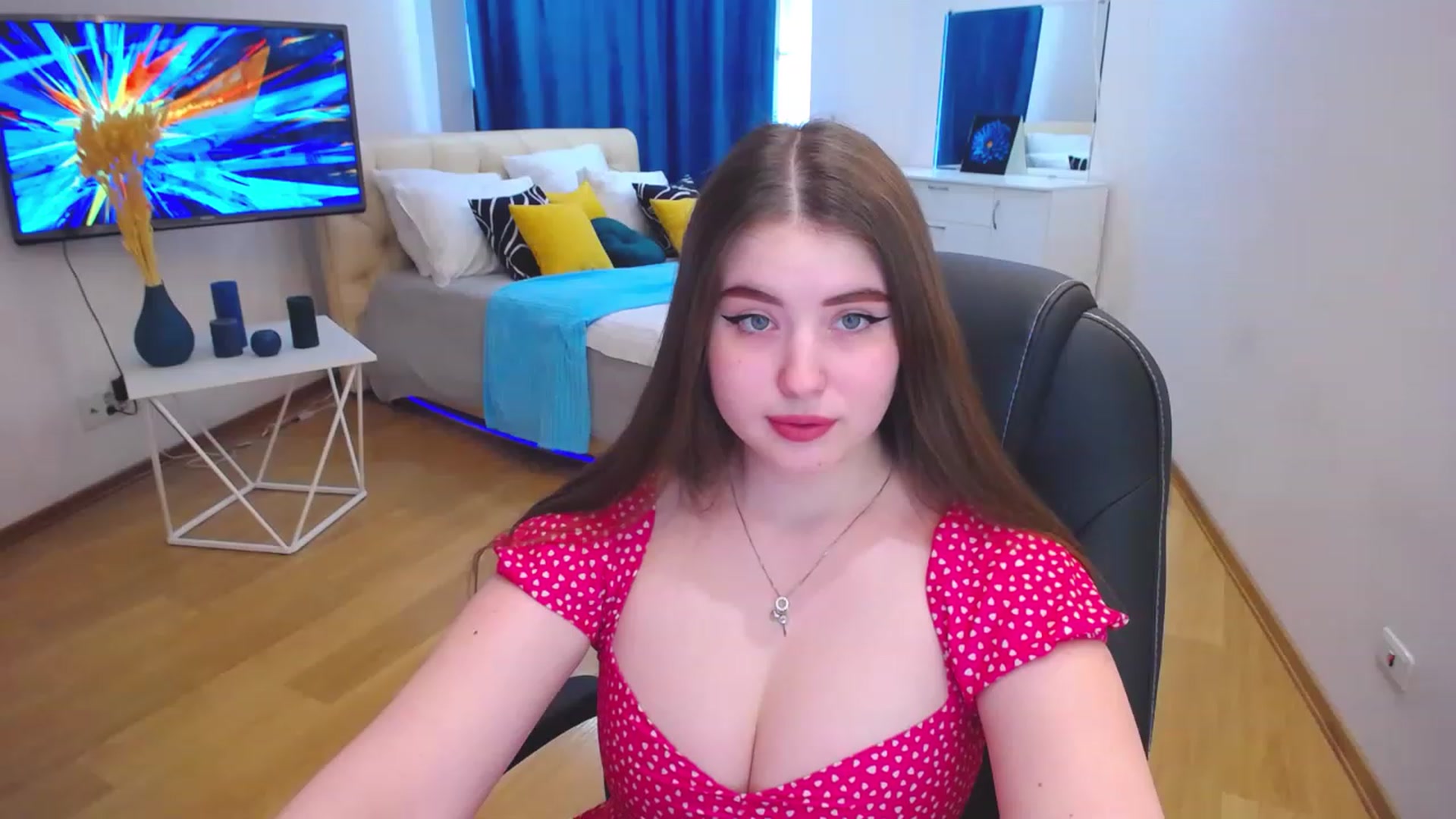 Gallery image thumbnail from AdmireMyEyes's myfreecams stream on, 06/05/2023, 09:52 image 17 of 20