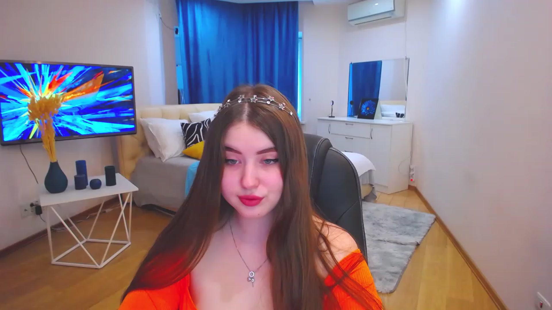 Gallery image thumbnail from AdmireMyEyes's myfreecams stream on, 06/08/2023, 07:18 image 20 of 20