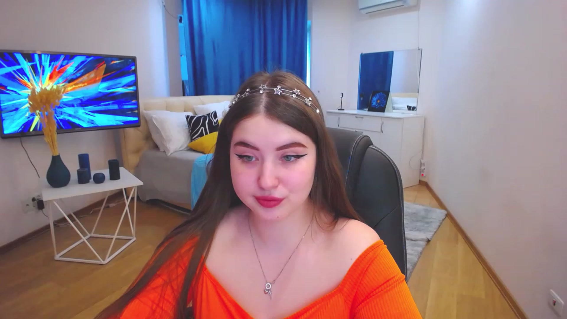 Gallery image thumbnail from AdmireMyEyes's myfreecams stream on, 06/08/2023, 08:46 image 12 of 20
