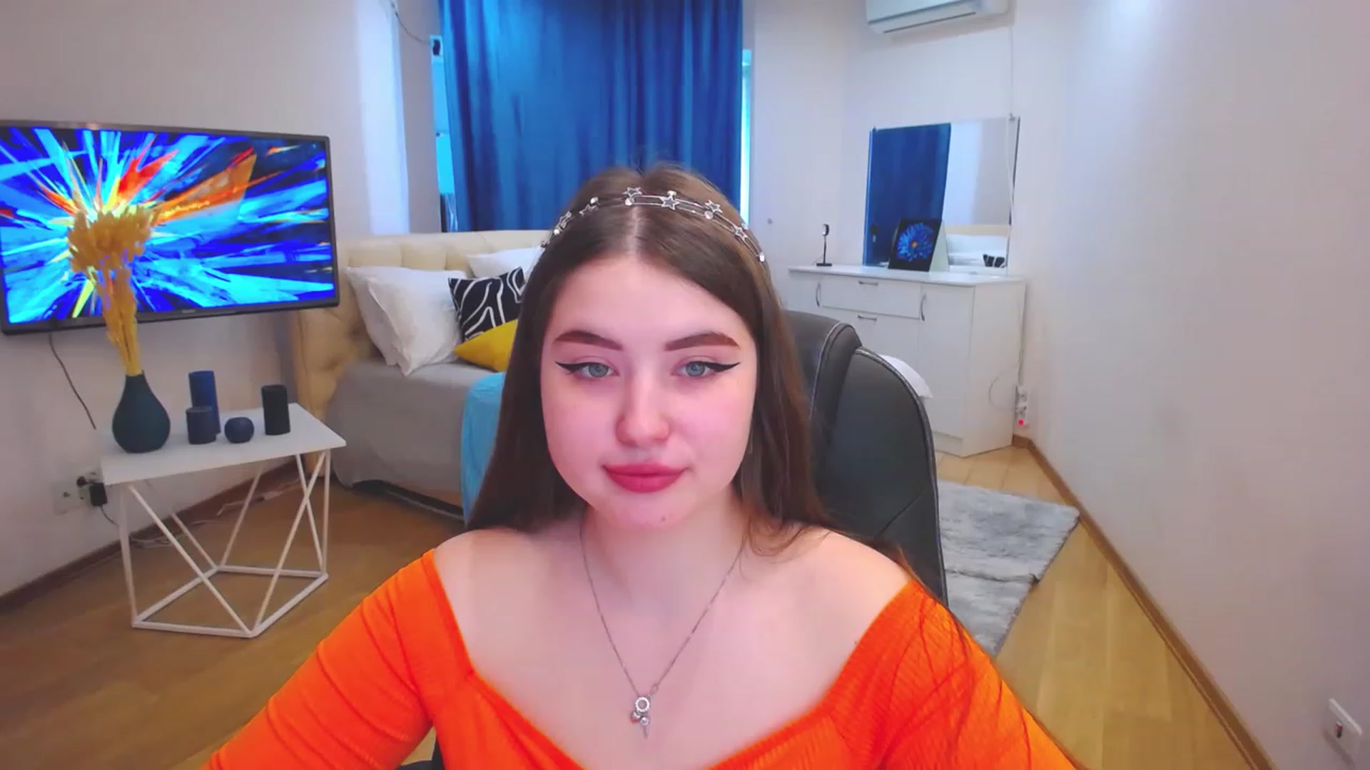 Gallery image thumbnail from AdmireMyEyes's myfreecams stream on, 06/08/2023, 08:46 image 4 of 20