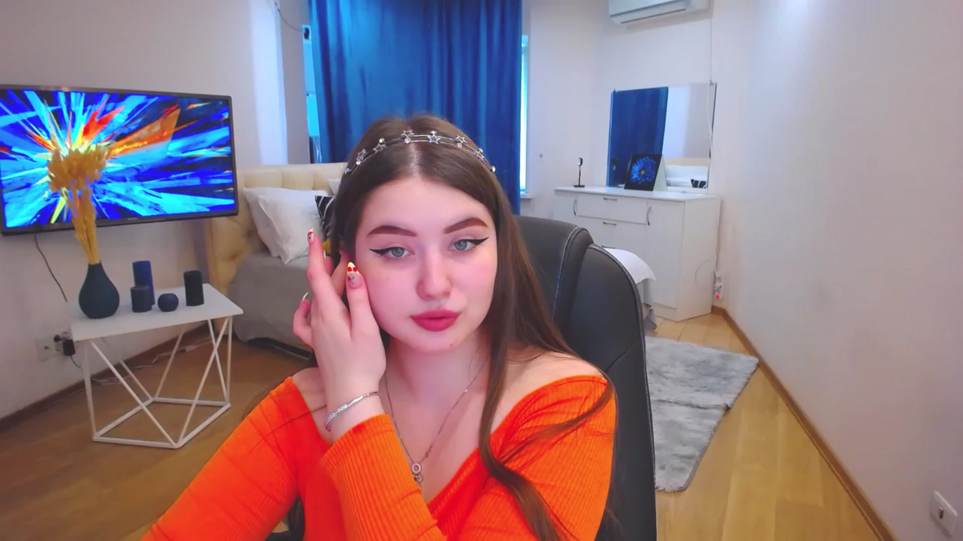 Gallery image thumbnail from AdmireMyEyes's myfreecams stream on, 06/08/2023, 08:46 image 1 of 20