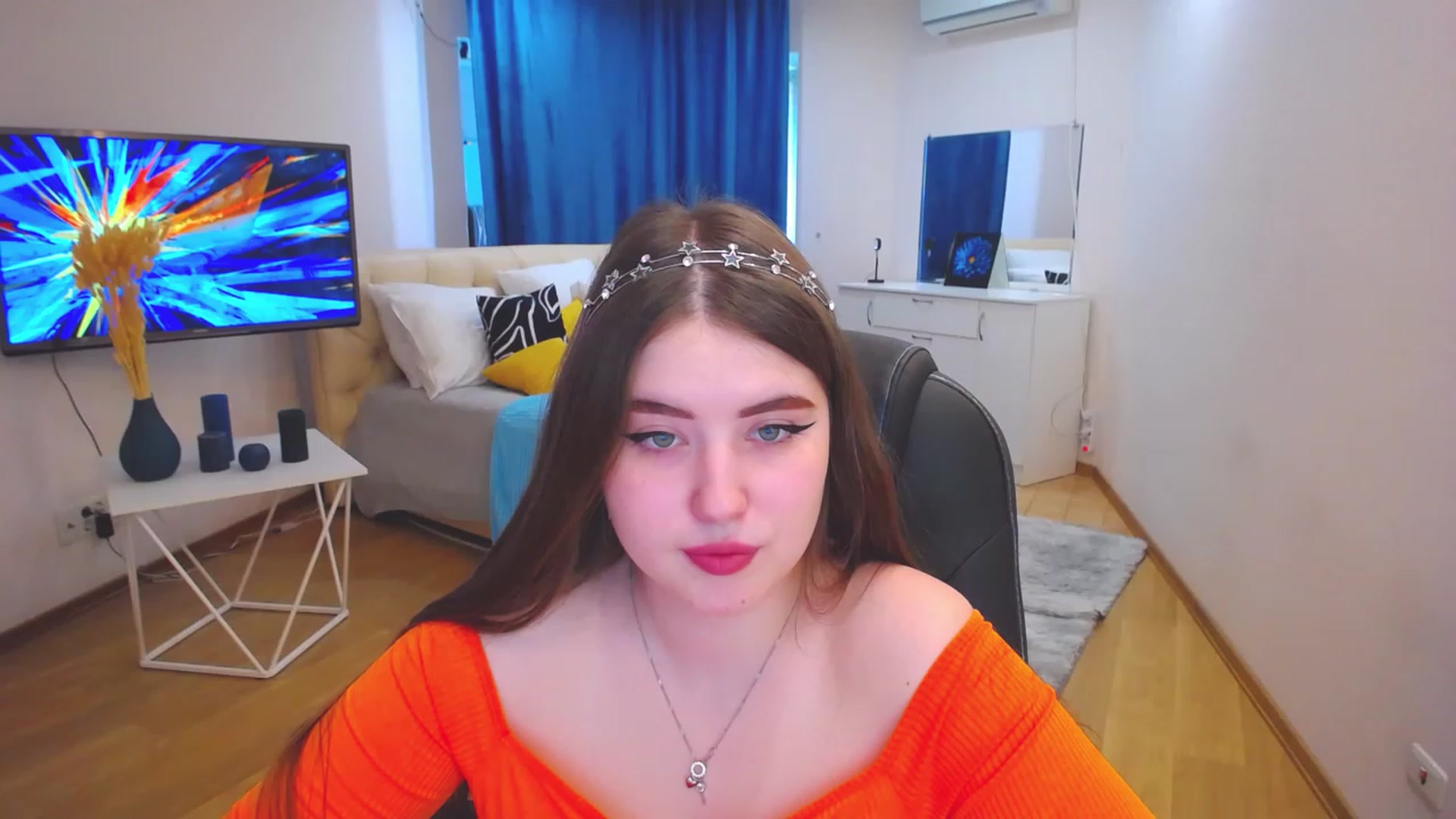 Gallery image thumbnail from AdmireMyEyes's myfreecams stream on, 06/08/2023, 08:46 image 9 of 20