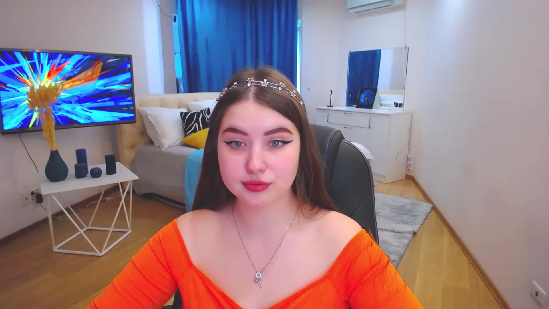 Gallery image thumbnail from AdmireMyEyes's myfreecams stream on, 06/08/2023, 08:46 image 5 of 20