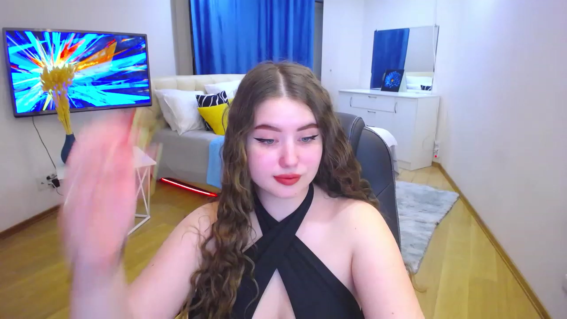 Gallery image thumbnail from AdmireMyEyes's myfreecams stream on, 06/11/2023, 18:48 image 12 of 20