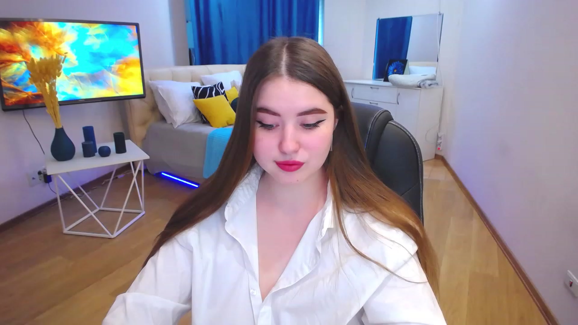 Gallery image thumbnail from AdmireMyEyes's myfreecams stream on, 06/13/2023, 07:46 image 12 of 20