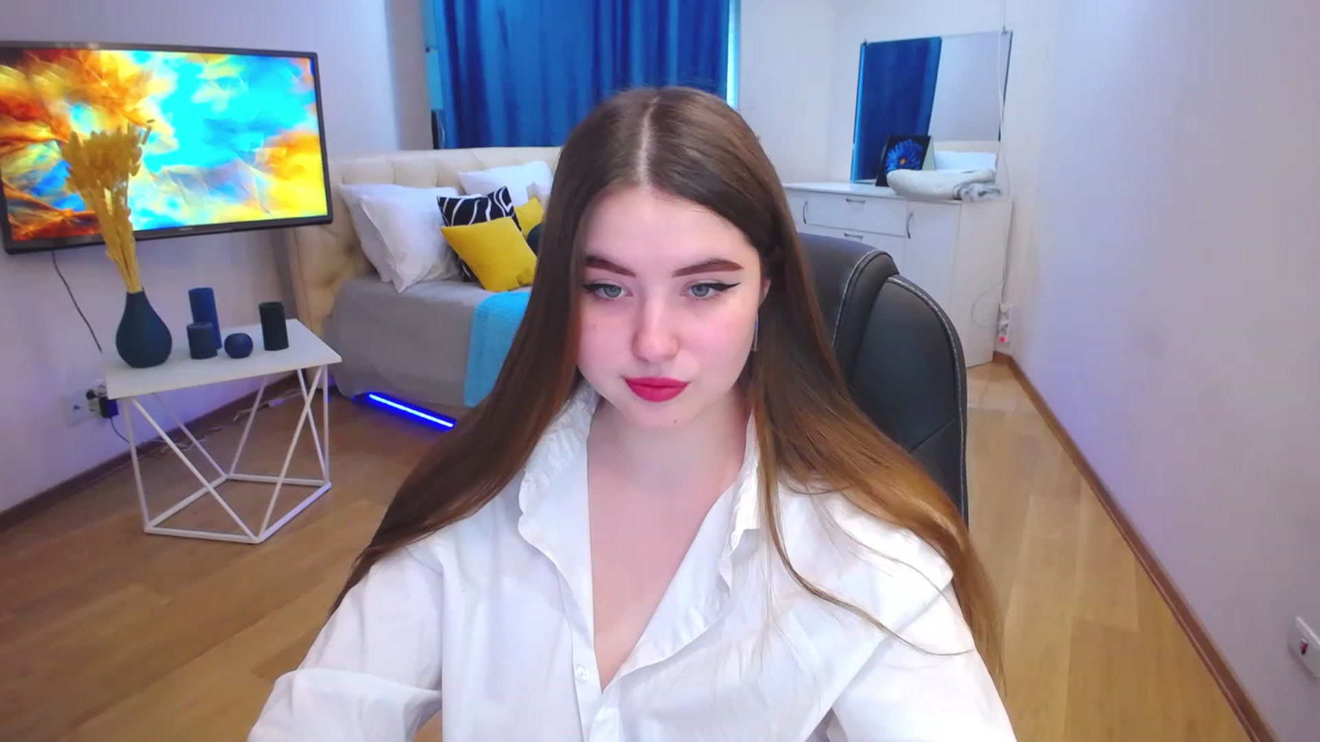 Gallery image thumbnail from AdmireMyEyes's myfreecams stream on, 06/13/2023, 07:46 image 13 of 20