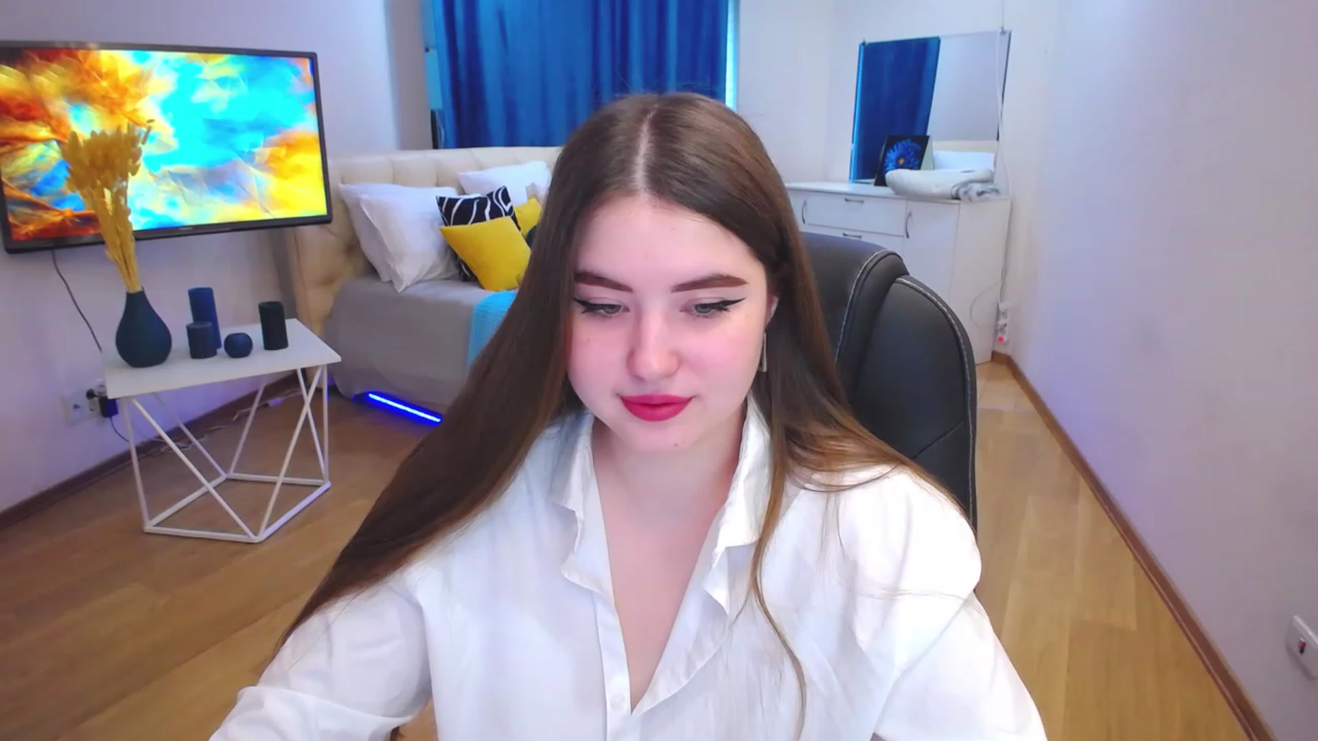 Gallery image thumbnail from AdmireMyEyes's myfreecams stream on, 06/13/2023, 07:46 image 18 of 20