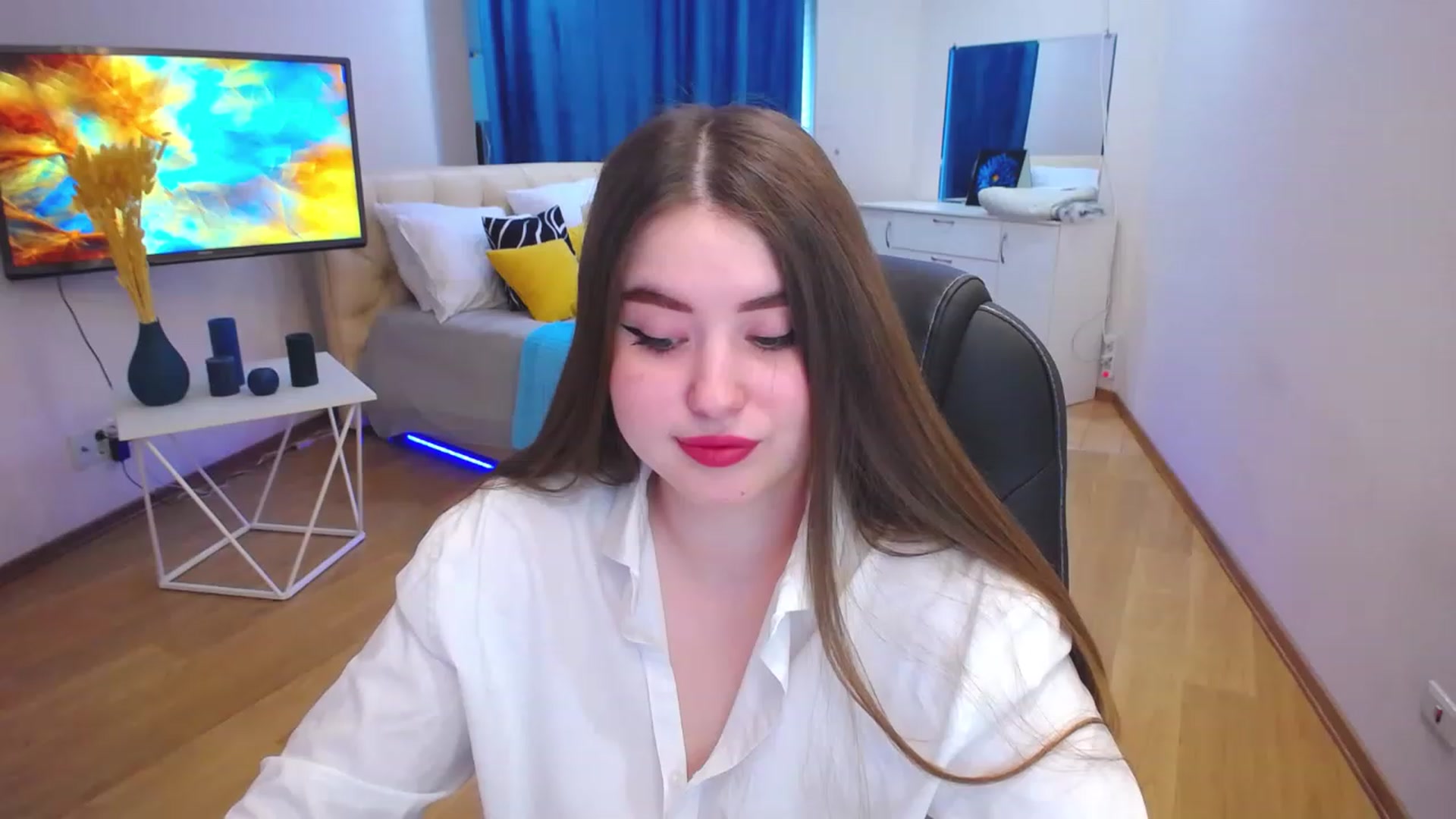 Gallery image thumbnail from AdmireMyEyes's myfreecams stream on, 06/13/2023, 07:46 image 11 of 20