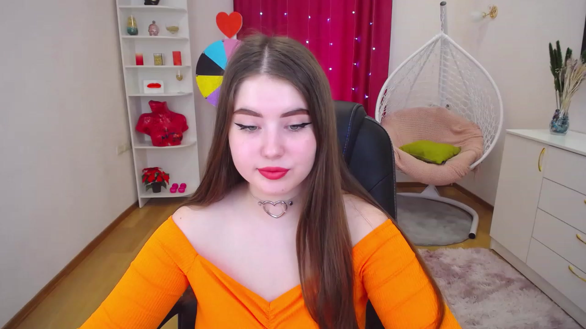 Gallery image thumbnail from AdmireMyEyes's myfreecams stream on, 06/14/2023, 06:30 image 10 of 20