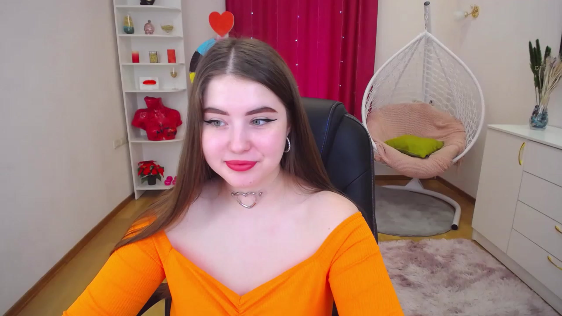 Gallery image thumbnail from AdmireMyEyes's myfreecams stream on, 06/14/2023, 07:02 image 3 of 20