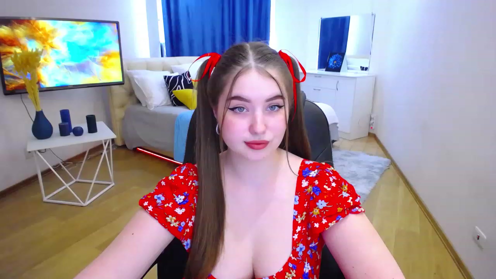 Gallery image thumbnail from AdmireMyEyes's myfreecams stream on, 06/15/2023, 12:46 image 14 of 20