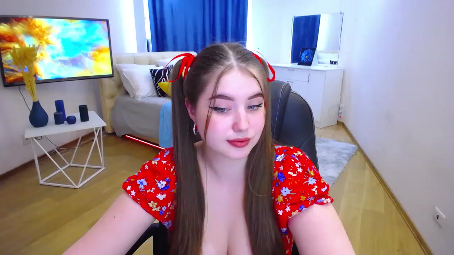 Gallery image thumbnail from AdmireMyEyes's myfreecams stream on, 06/15/2023, 12:46 image 12 of 20