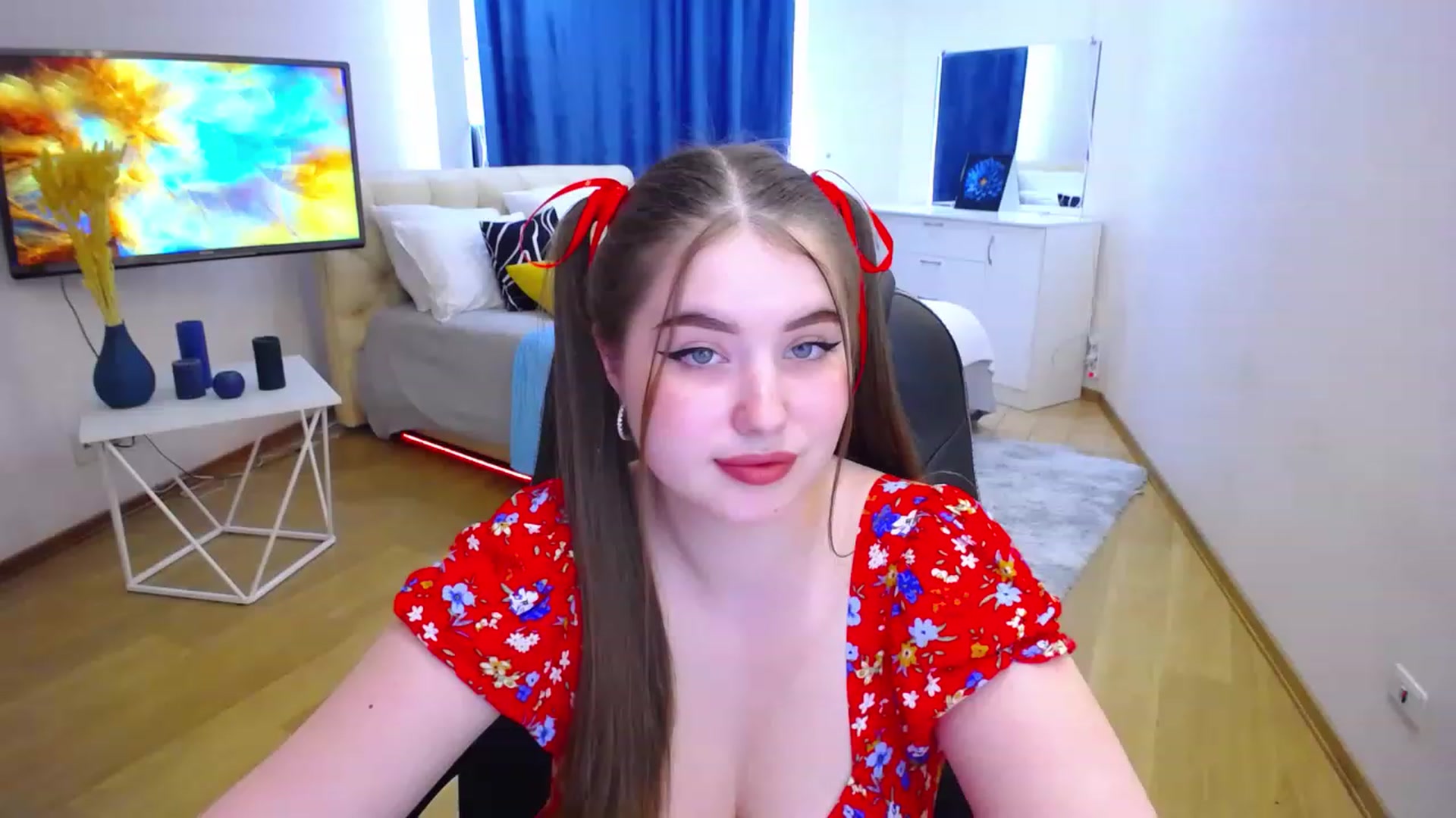 Gallery image thumbnail from AdmireMyEyes's myfreecams stream on, 06/15/2023, 12:46 image 13 of 20