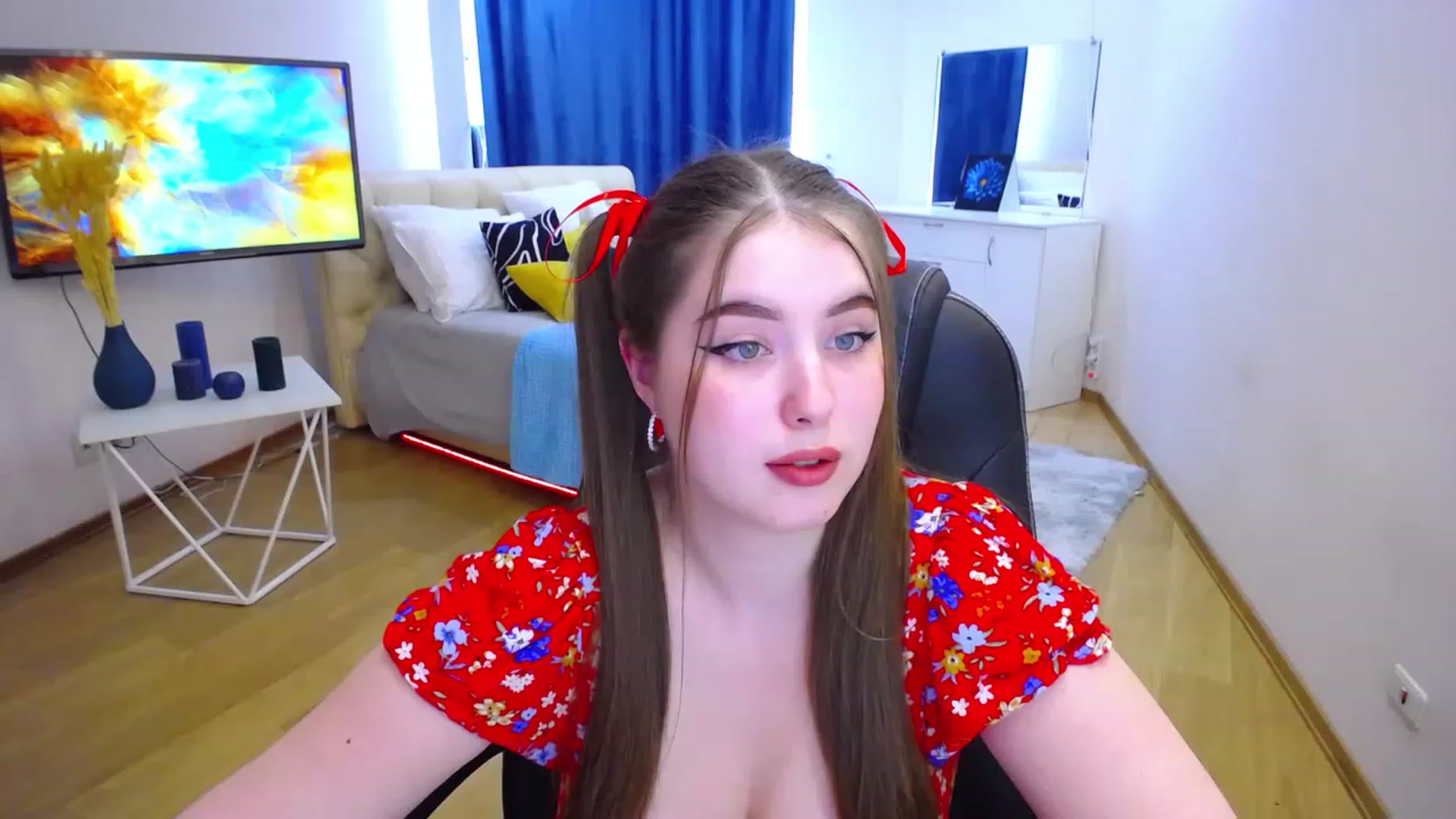 Gallery image thumbnail from AdmireMyEyes's myfreecams stream on, 06/15/2023, 12:46 image 11 of 20