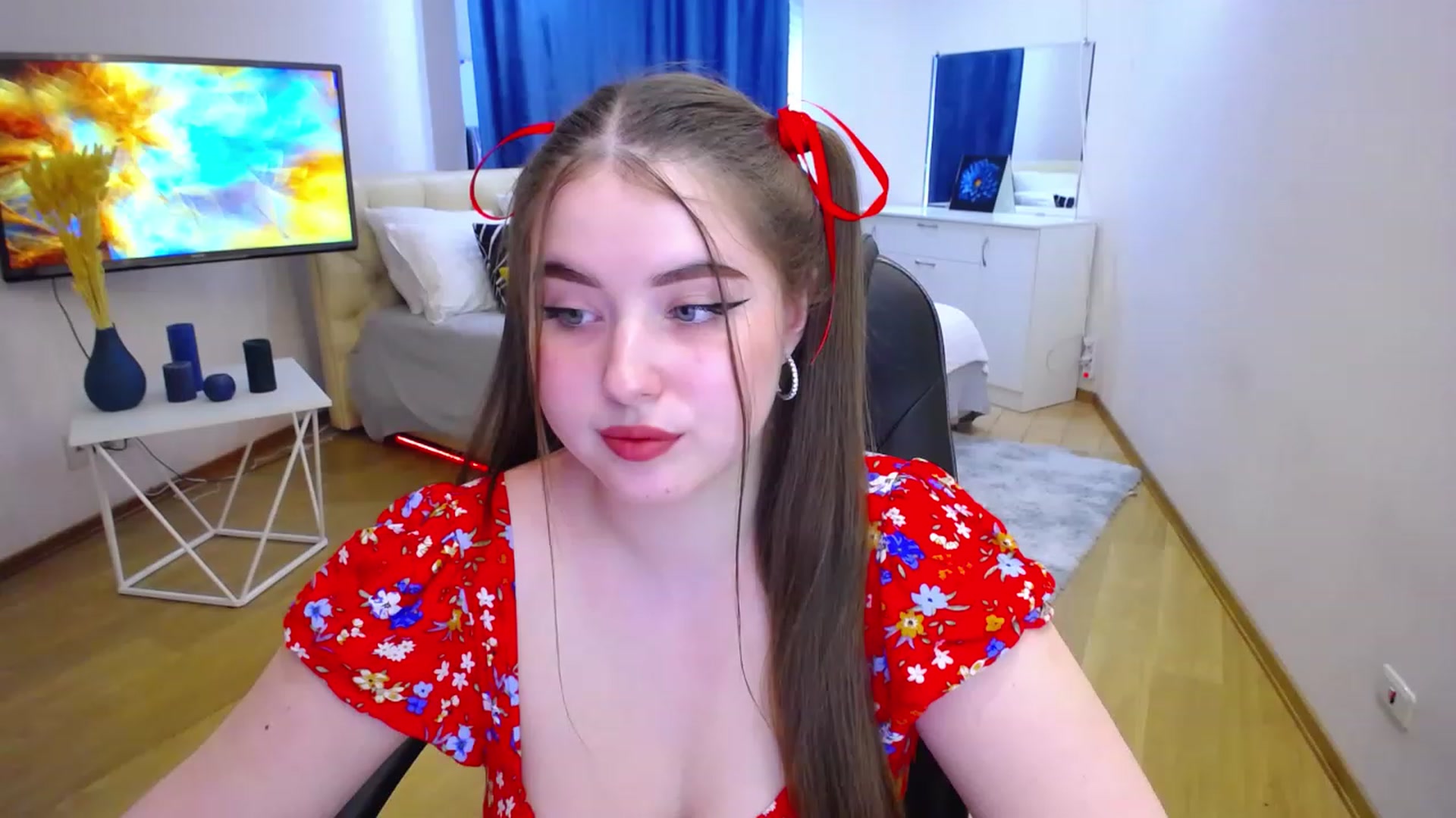 Gallery image thumbnail from AdmireMyEyes's myfreecams stream on, 06/15/2023, 13:59 image 13 of 20