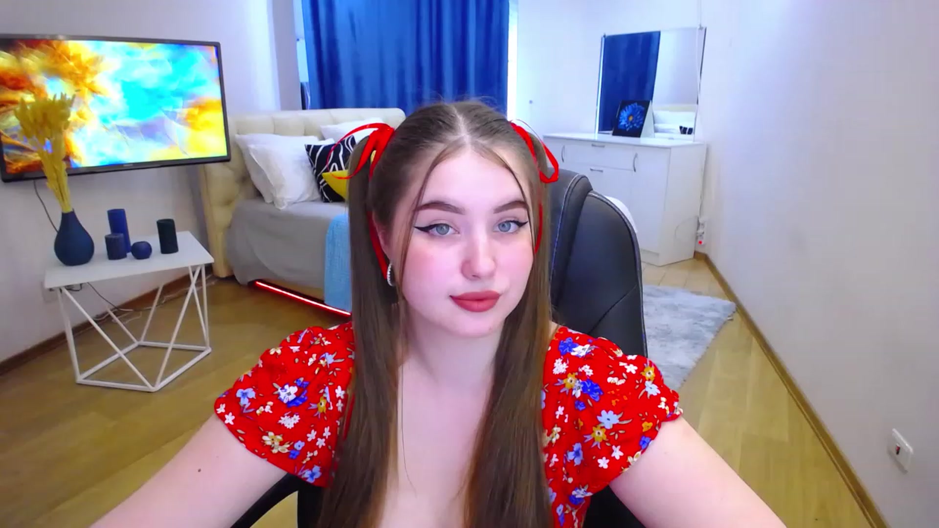 Gallery image thumbnail from AdmireMyEyes's myfreecams stream on, 06/15/2023, 13:59 image 16 of 20