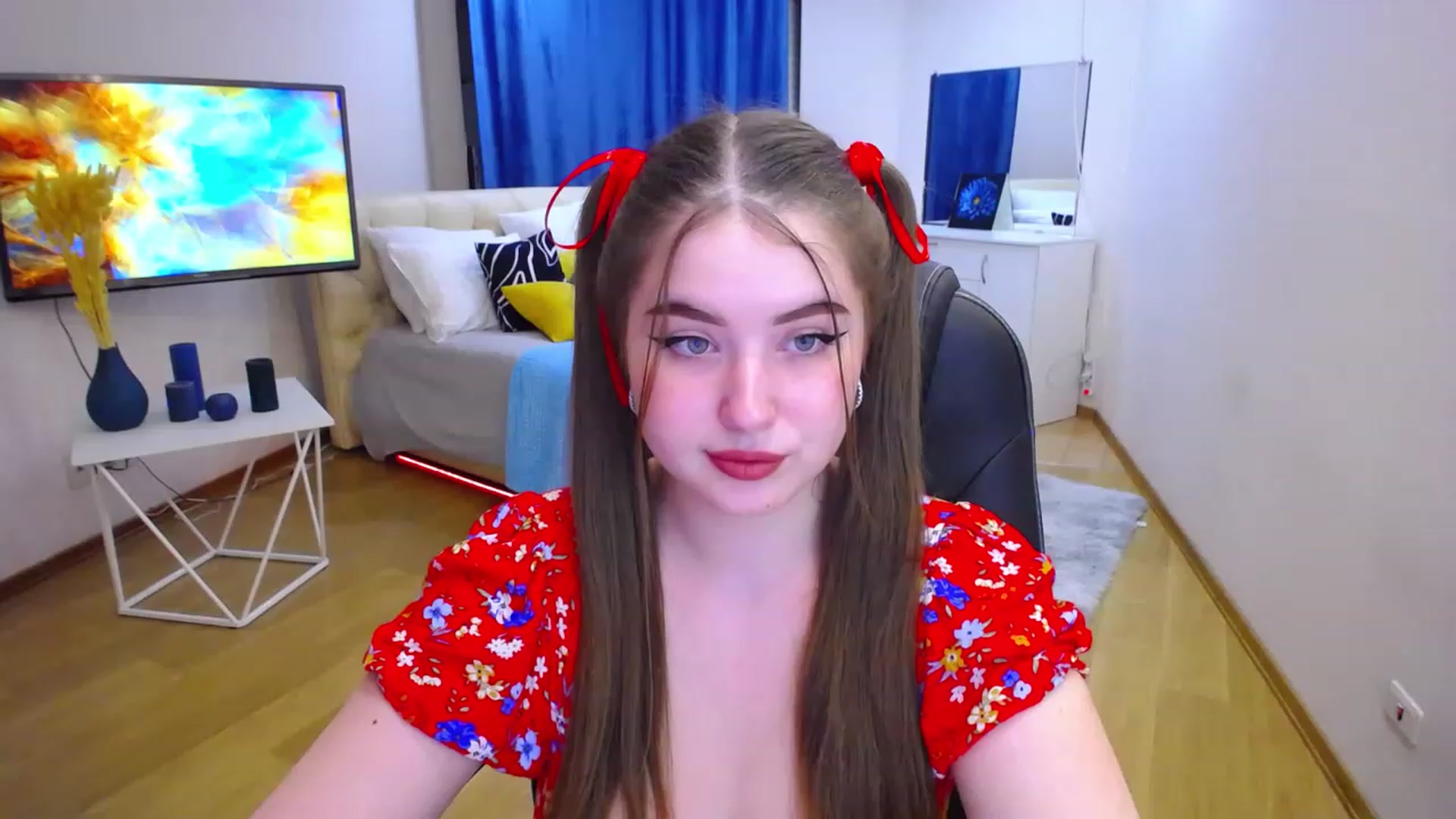Gallery image thumbnail from AdmireMyEyes's myfreecams stream on, 06/15/2023, 18:00 image 5 of 20