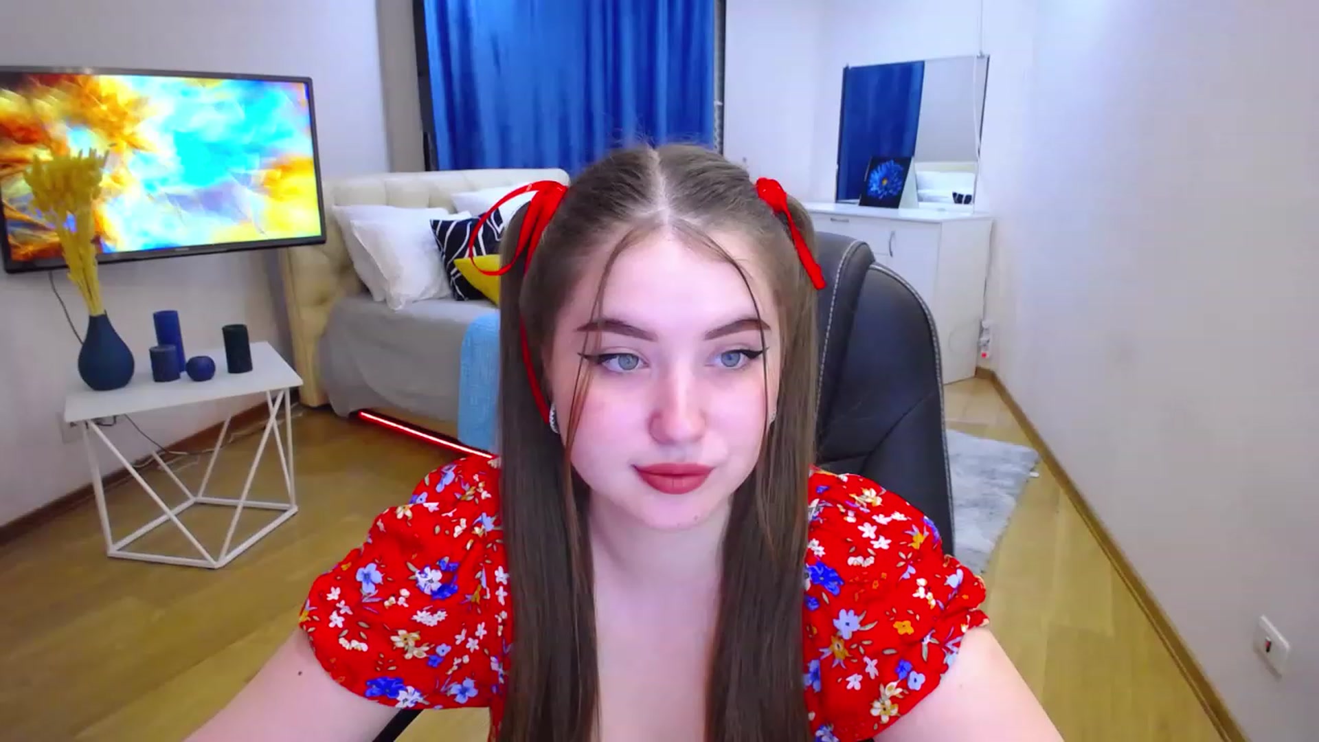 Gallery image thumbnail from AdmireMyEyes's myfreecams stream on, 06/15/2023, 18:00 image 3 of 20