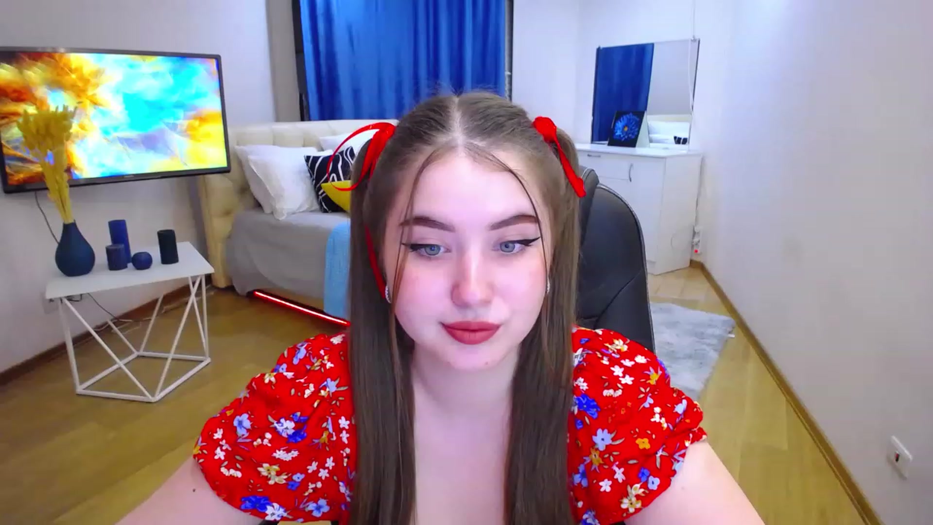 Gallery image thumbnail from AdmireMyEyes's myfreecams stream on, 06/15/2023, 18:00 image 2 of 20