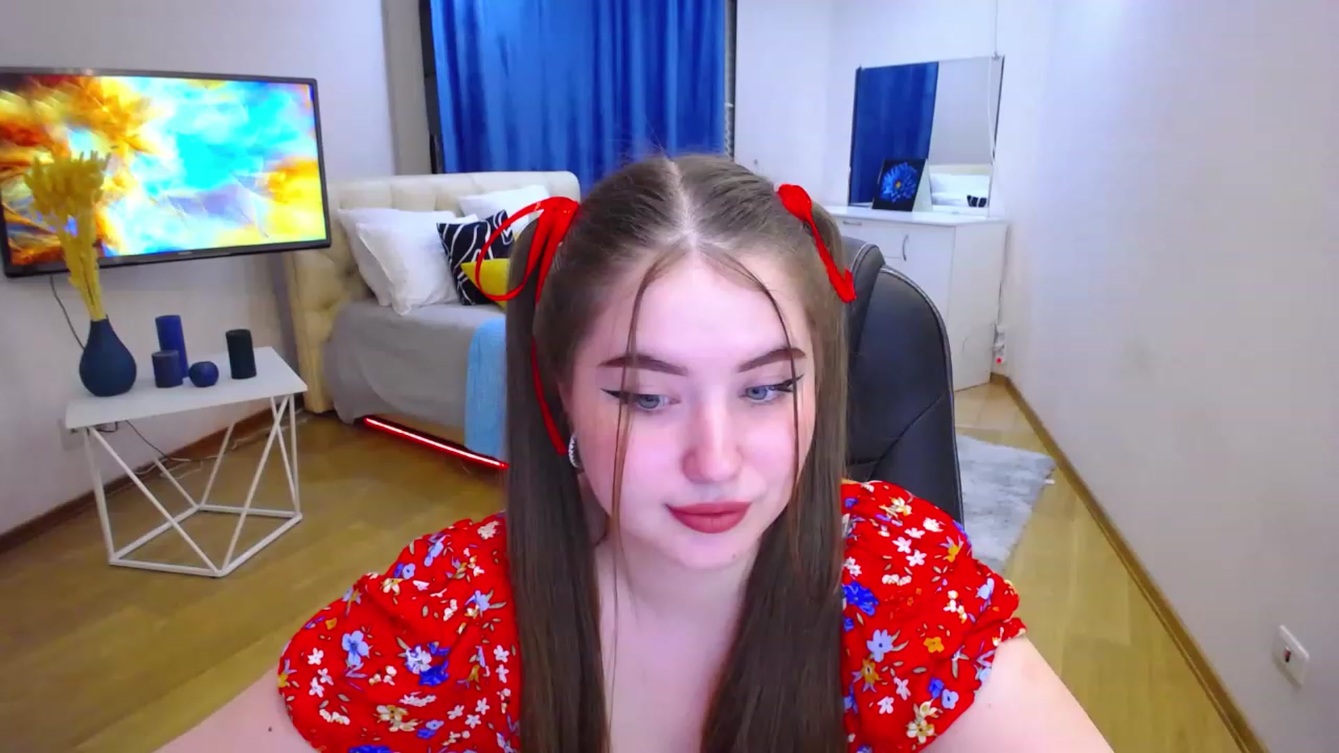Gallery image thumbnail from AdmireMyEyes's myfreecams stream on, 06/15/2023, 18:00 image 8 of 20