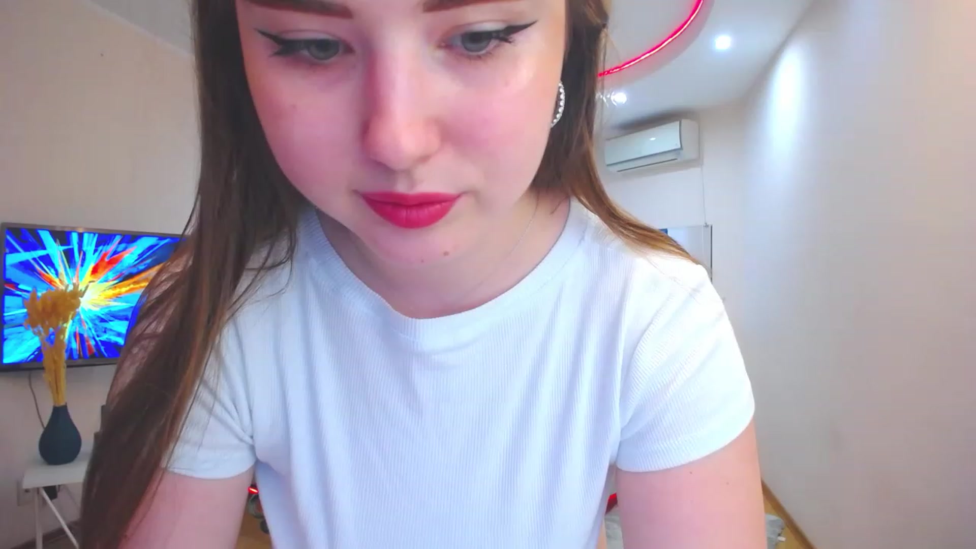 Gallery image thumbnail from AdmireMyEyes's myfreecams stream on, 06/16/2023, 07:46 image 7 of 20