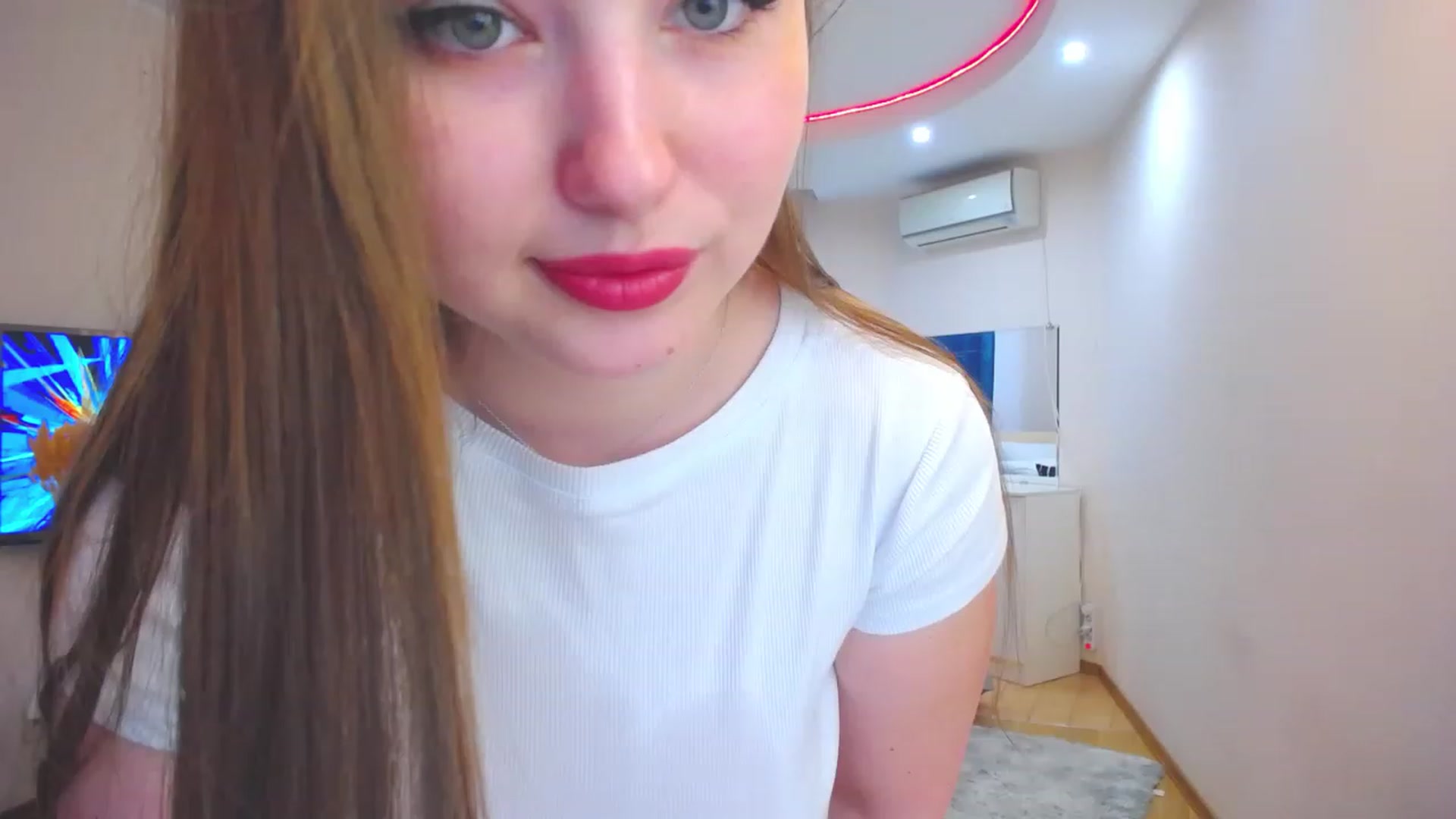 Gallery image thumbnail from AdmireMyEyes's myfreecams stream on, 06/16/2023, 07:46 image 8 of 20