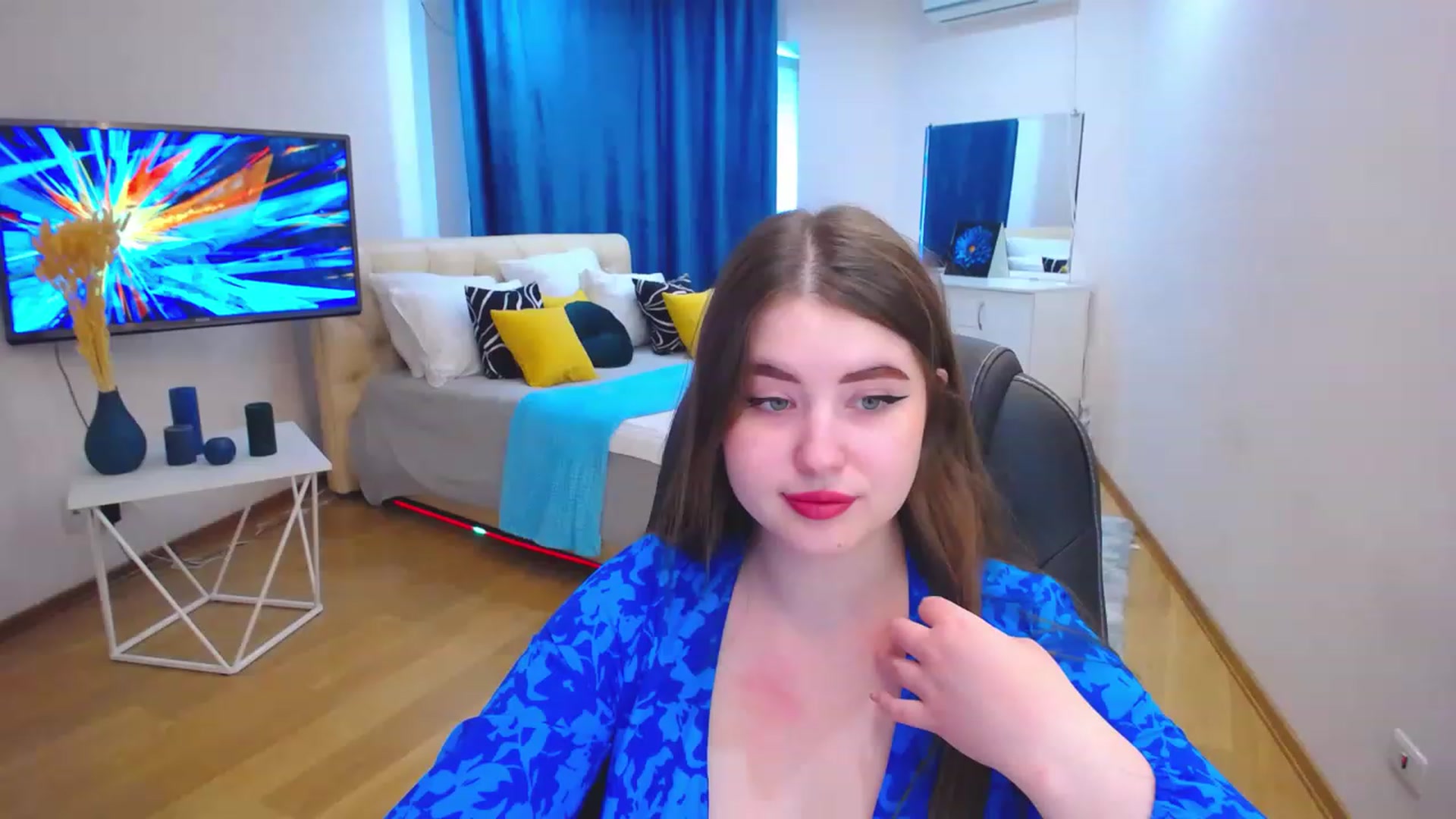 Gallery image thumbnail from AdmireMyEyes's myfreecams stream on, 06/19/2023, 09:46 image 15 of 20
