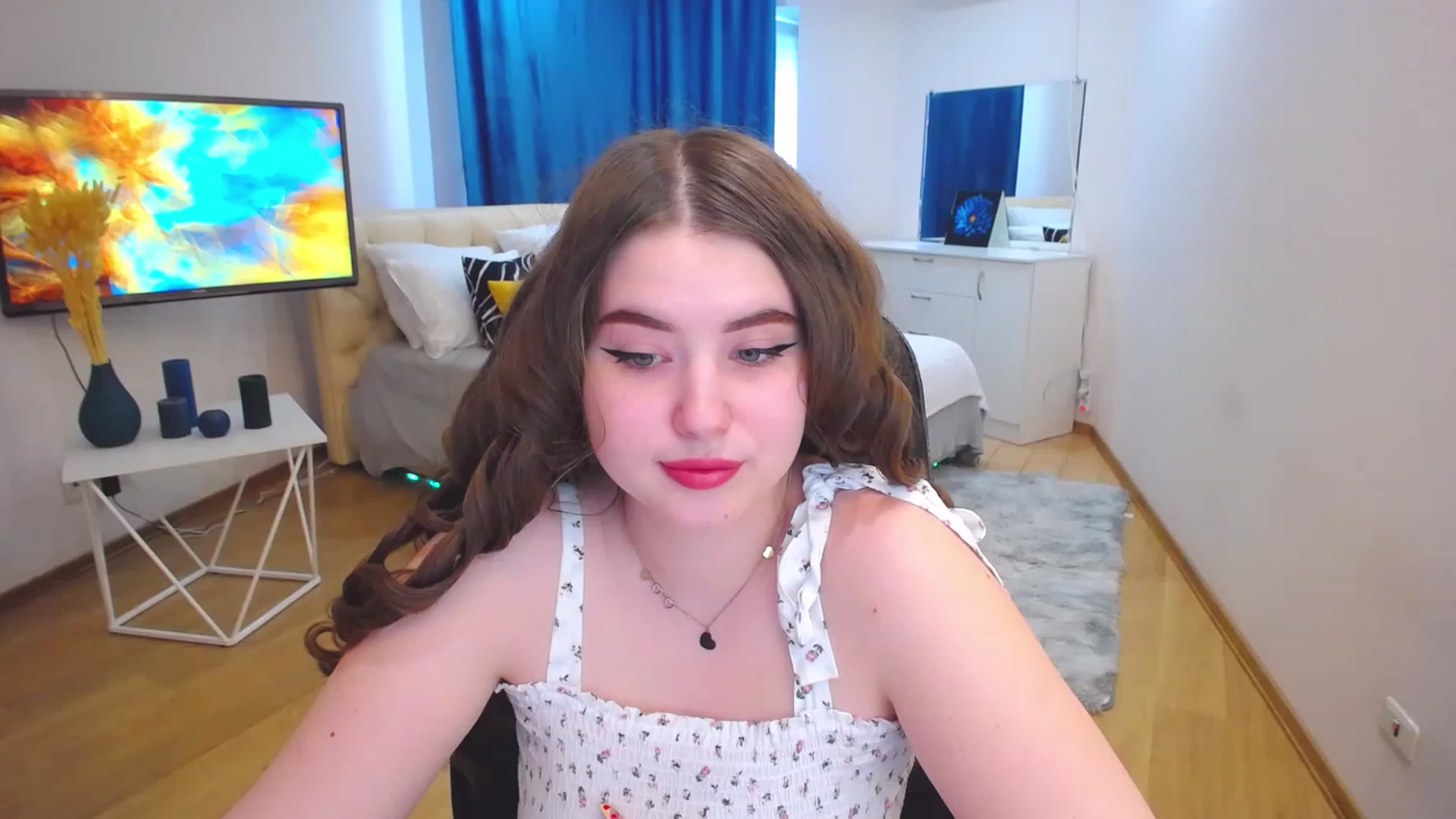 Gallery image thumbnail from AdmireMyEyes's myfreecams stream on, 06/20/2023, 11:32 image 11 of 20