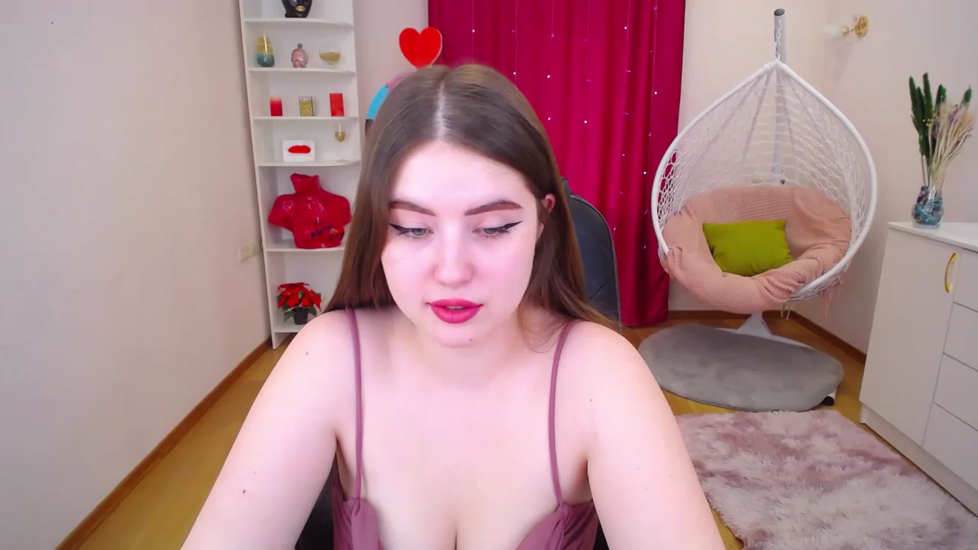Gallery image thumbnail from AdmireMyEyes's myfreecams stream on, 06/21/2023, 07:47 image 11 of 20