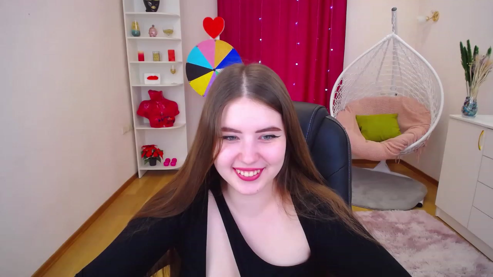 Gallery image thumbnail from AdmireMyEyes's myfreecams stream on, 06/21/2023, 09:46 image 19 of 20