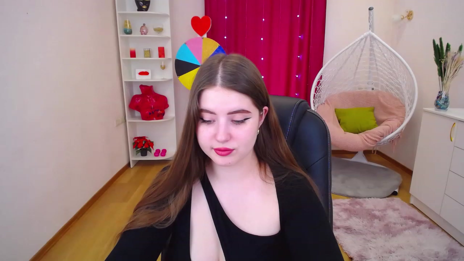 Gallery image thumbnail from AdmireMyEyes's myfreecams stream on, 06/21/2023, 09:46 image 12 of 20