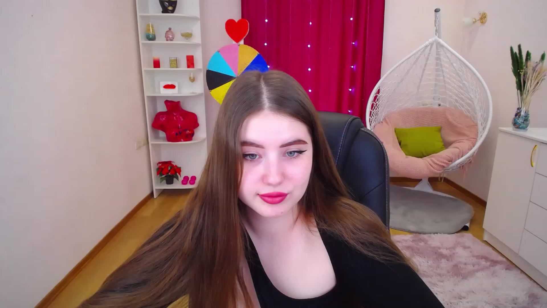Gallery image thumbnail from AdmireMyEyes's myfreecams stream on, 06/21/2023, 09:46 image 16 of 20