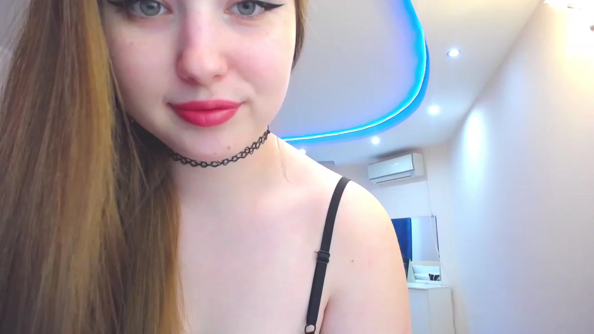 Gallery image thumbnail from AdmireMyEyes's myfreecams stream on, 06/22/2023, 08:44 image 4 of 20