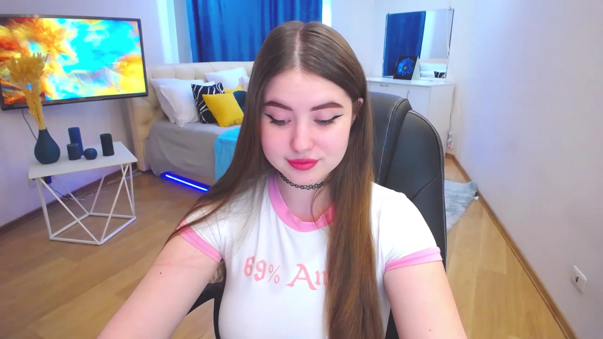 Gallery image thumbnail from AdmireMyEyes's myfreecams stream on, 06/22/2023, 09:49 image 18 of 20