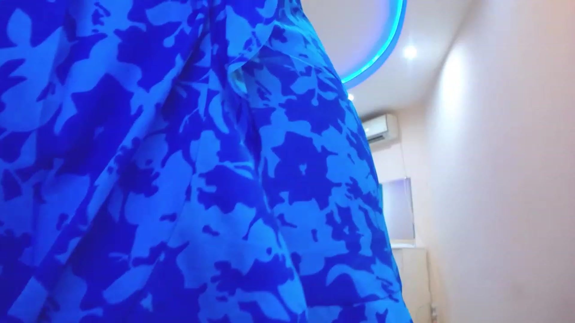 Gallery image thumbnail from AdmireMyEyes's myfreecams stream on, 06/23/2023, 07:32 image 9 of 20