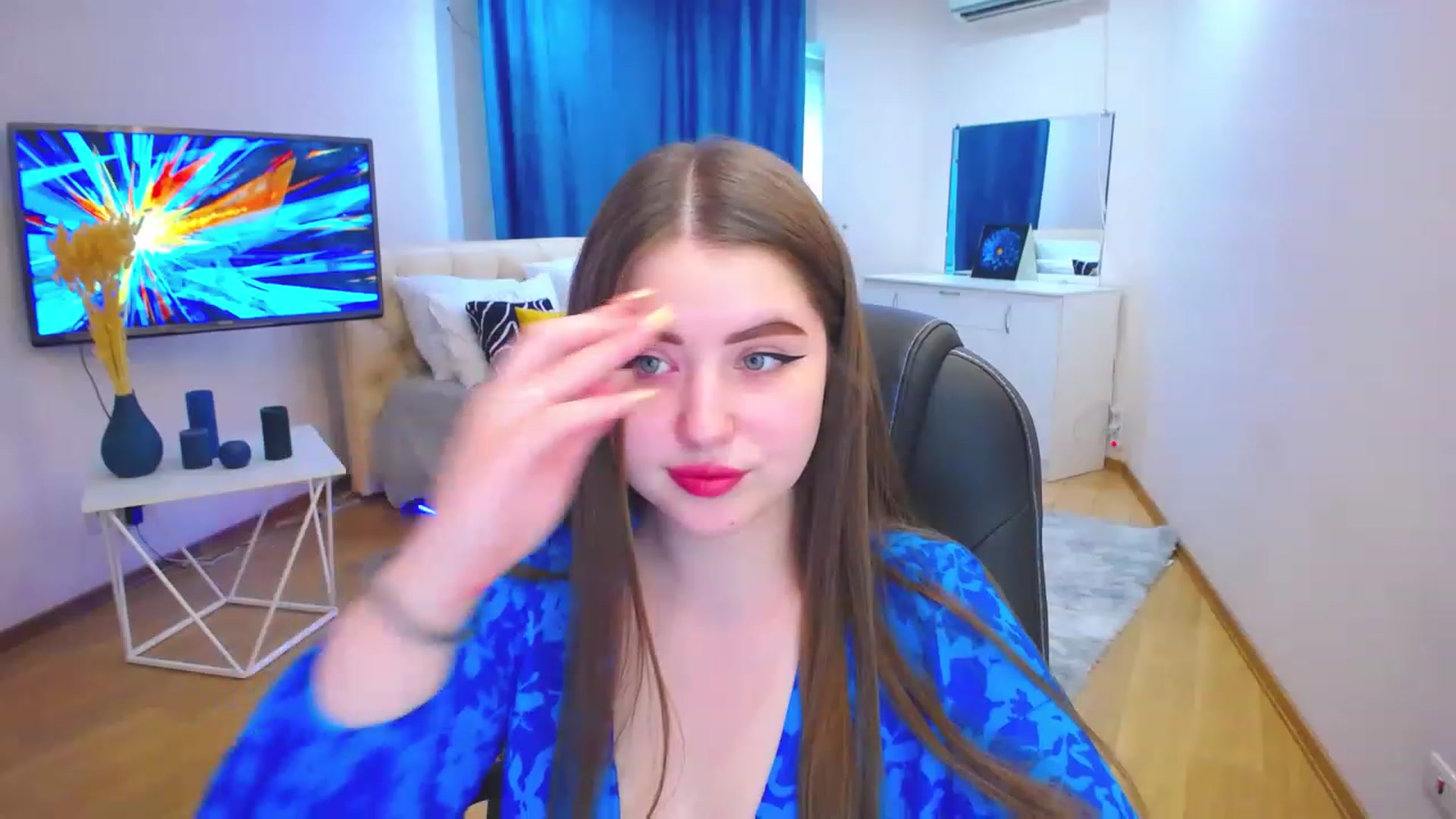 Gallery image thumbnail from AdmireMyEyes's myfreecams stream on, 06/23/2023, 07:32 image 20 of 20