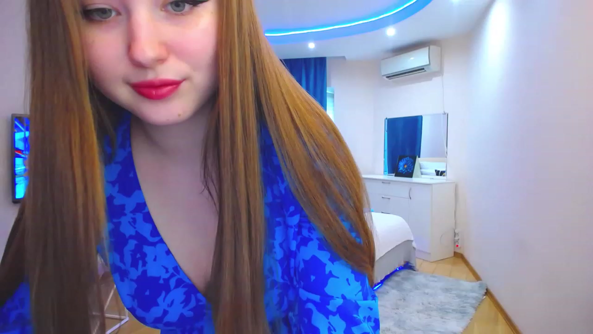 Gallery image thumbnail from AdmireMyEyes's myfreecams stream on, 06/23/2023, 07:32 image 5 of 20