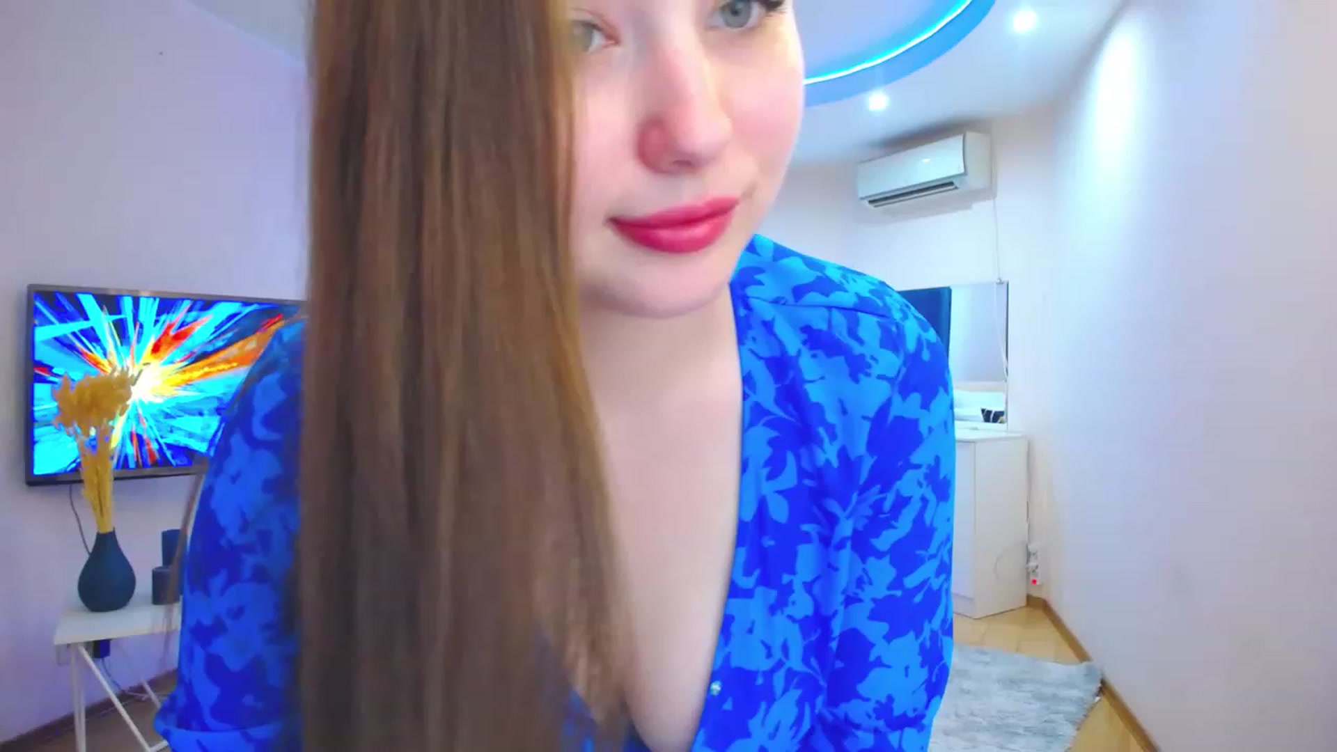Gallery image thumbnail from AdmireMyEyes's myfreecams stream on, 06/23/2023, 07:32 image 12 of 20