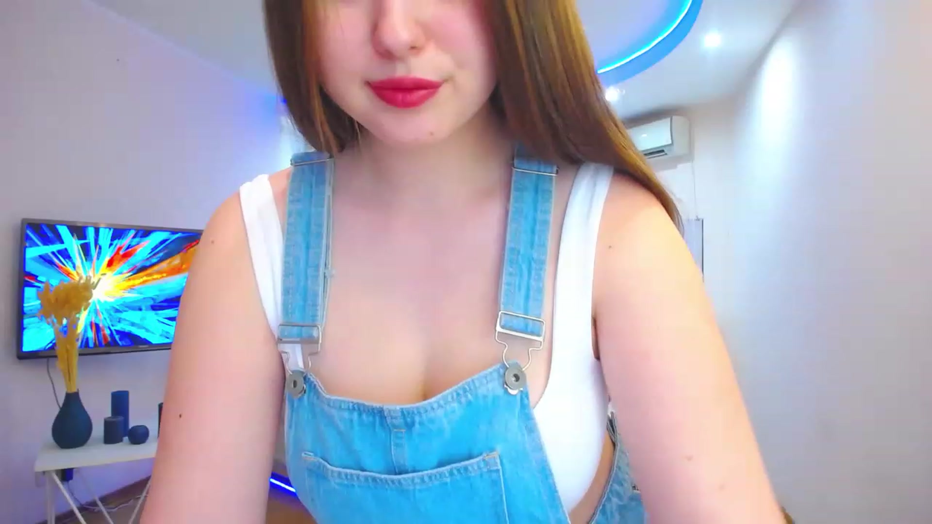 Gallery image thumbnail from AdmireMyEyes's myfreecams stream on, 06/23/2023, 09:20 image 4 of 20