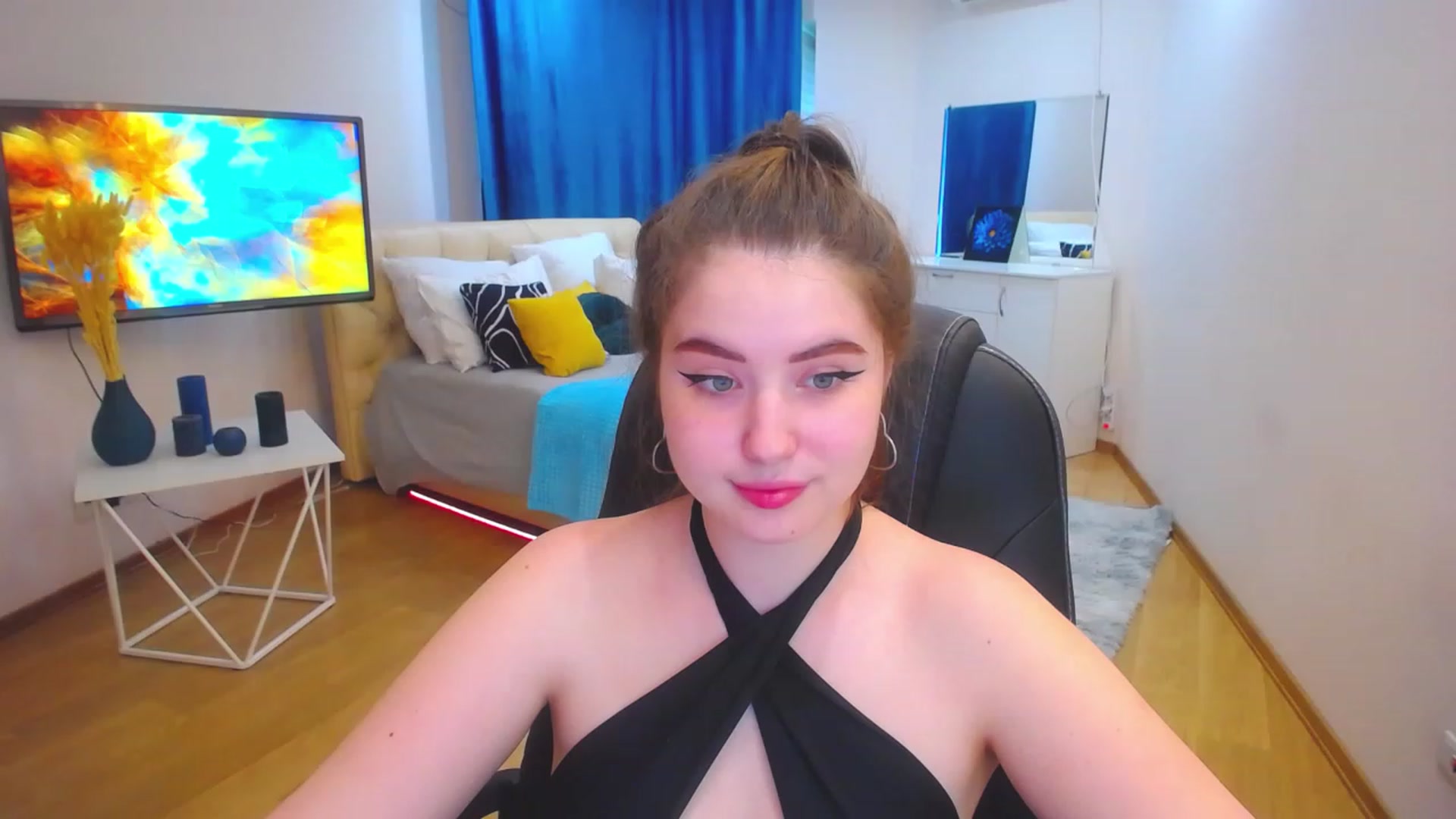 Gallery image thumbnail from AdmireMyEyes's myfreecams stream on, 06/25/2023, 07:46 image 20 of 20