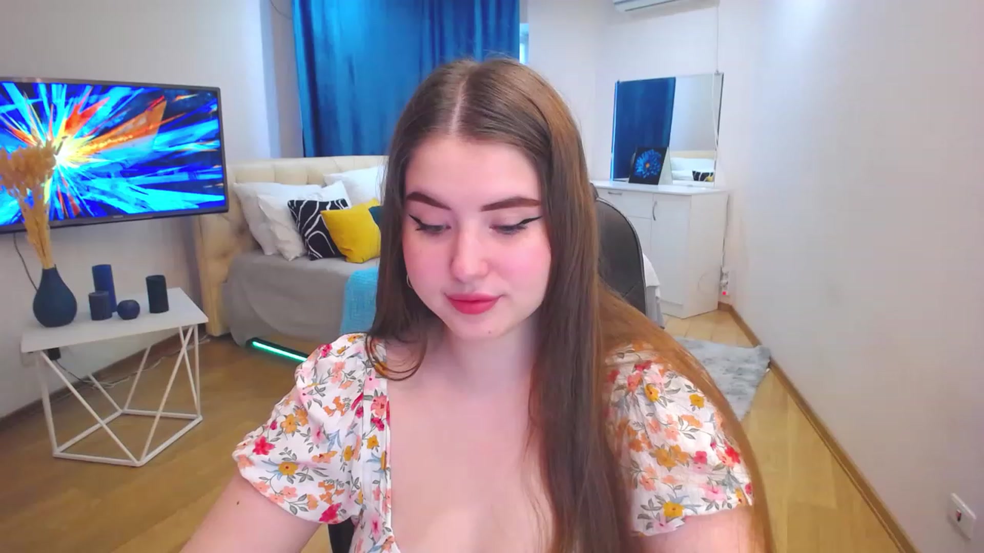 Gallery image thumbnail from AdmireMyEyes's myfreecams stream on, 06/26/2023, 05:25 image 7 of 20