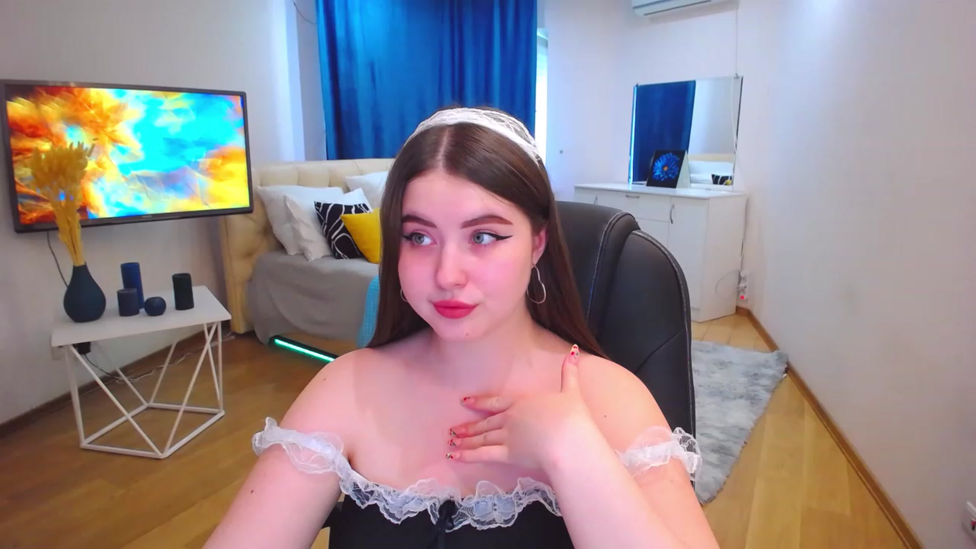 Gallery image thumbnail from AdmireMyEyes's myfreecams stream on, 06/27/2023, 09:15 image 9 of 20