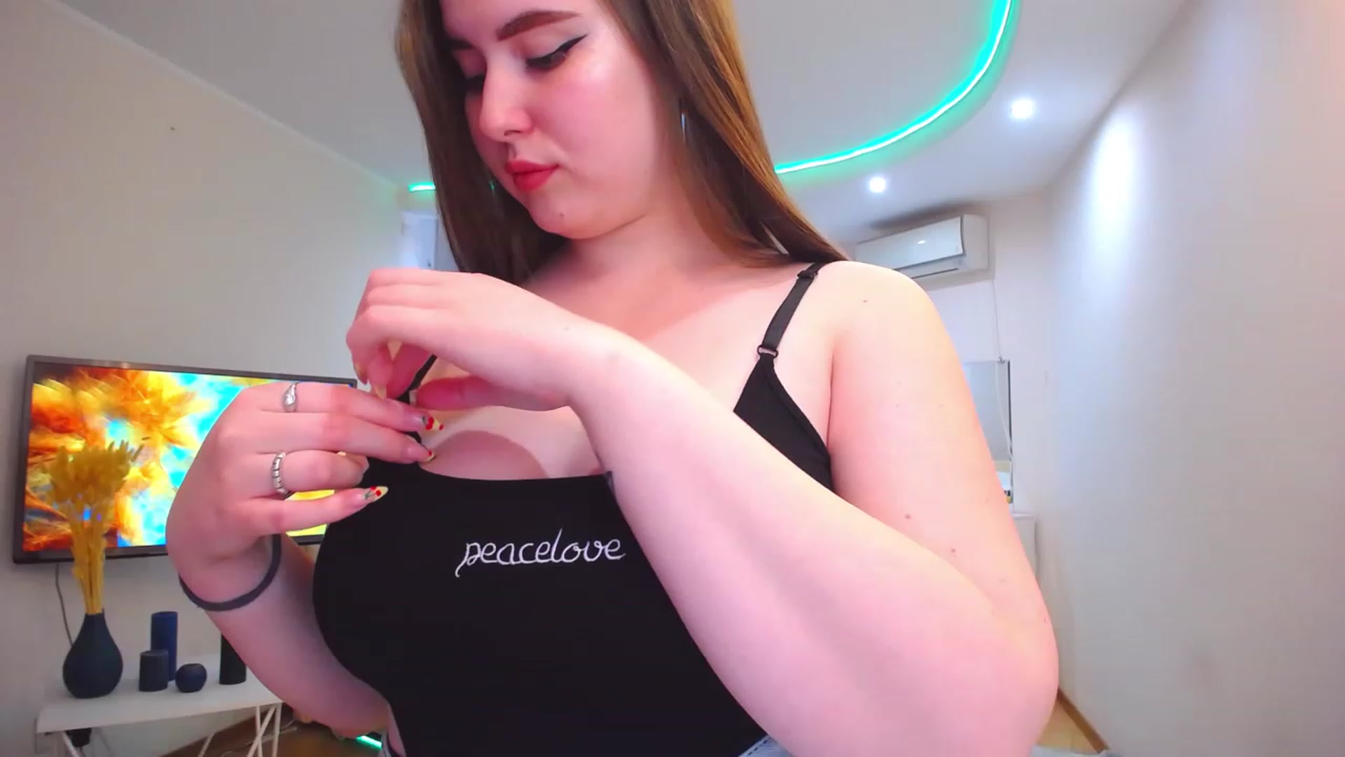 Gallery image thumbnail from AdmireMyEyes's myfreecams stream on, 06/27/2023, 09:15 image 14 of 20